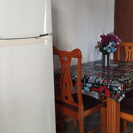 Kitnet Na Praia Прая Гранде Екстериор снимка